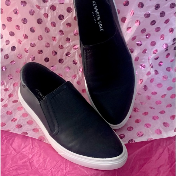 Kenneth Cole slip on low platform shoes 💋 - Picture 6 of 8